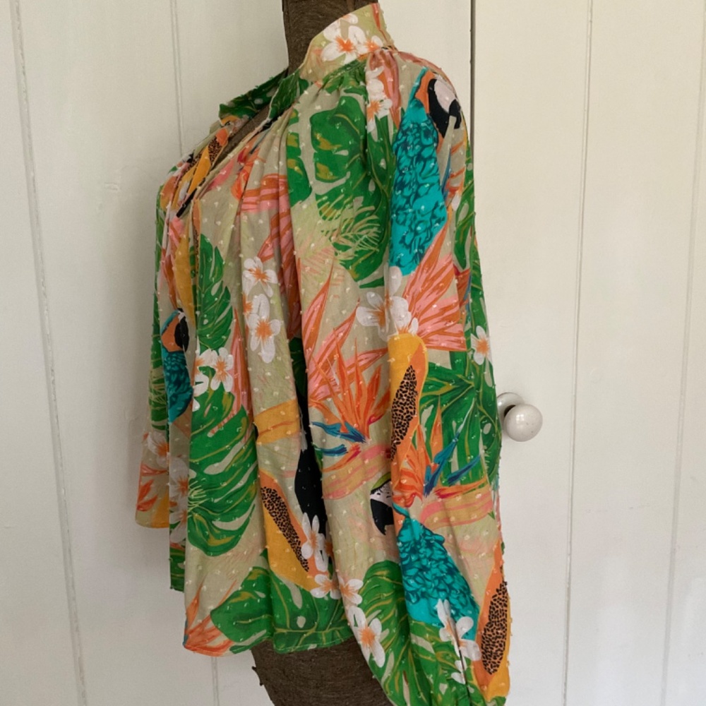 FARM Rio Multicolor Floral Blouse - Picture 6 of 12
